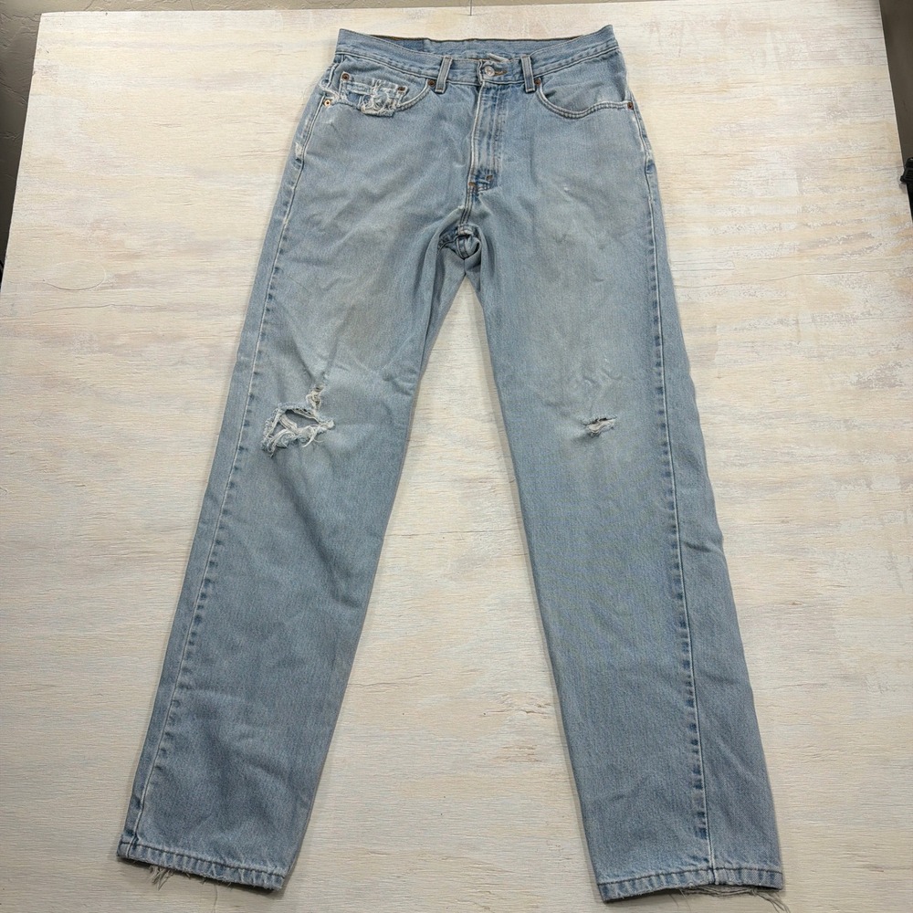 VTG Levi's Jeans 550 Relaxed Fit 33x34 Distressed Light Wash Blue Denim Mens